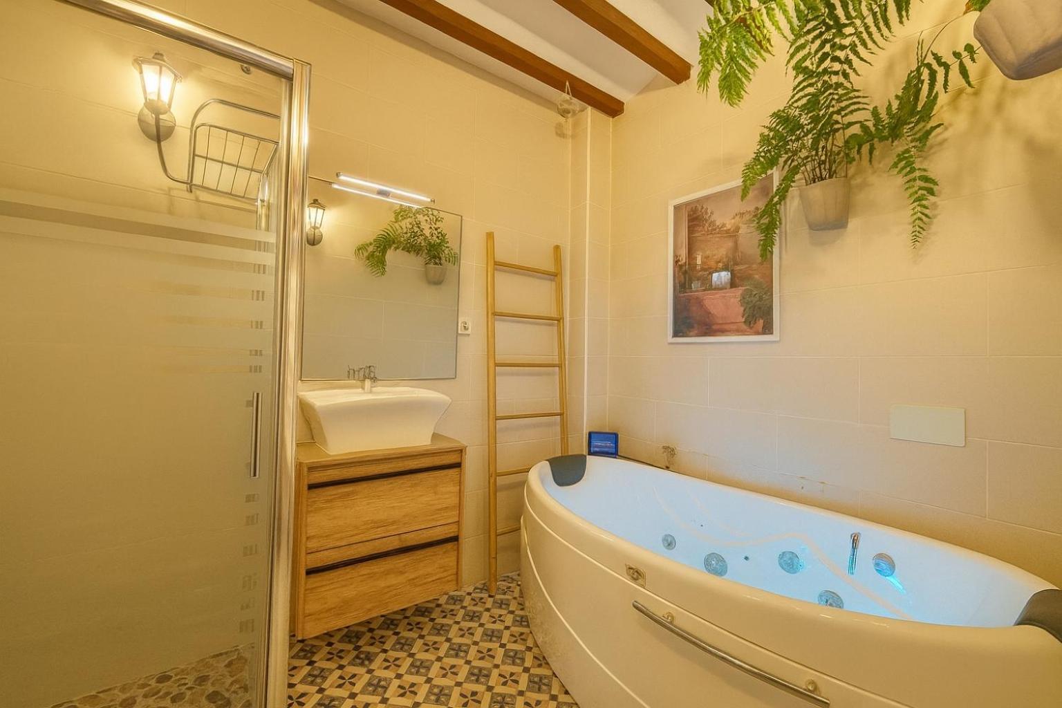 Double Room Spa Bath